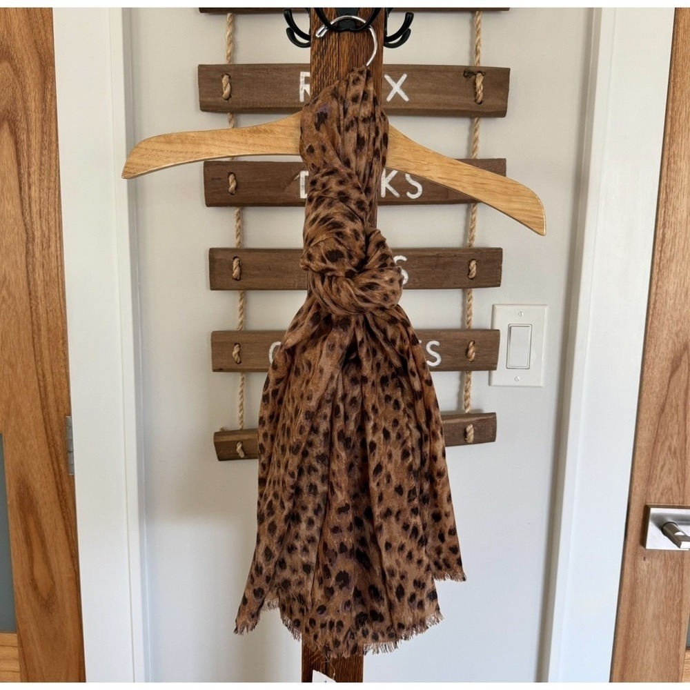 J. McLaughlin Reed Scarf Brown Safari Leopard Print 100% Wool Eyelash Fringe NEW